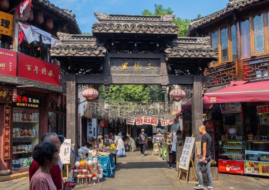 父母退休在家很无聊，可以做些什么，充实退休生活？红迪网-最新热门话题与讨论平台
